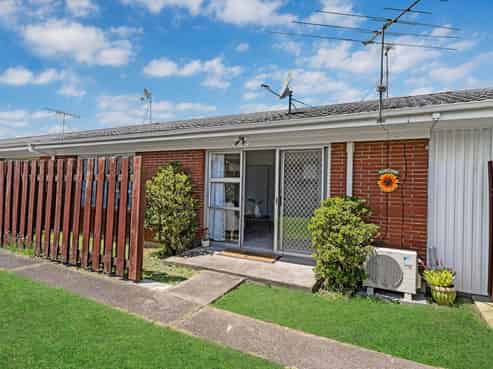 1/17 Latham Avenue, Pakuranga