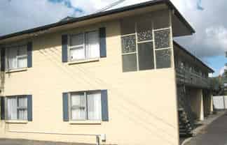 2/14 Claudelands Road, Claudelands