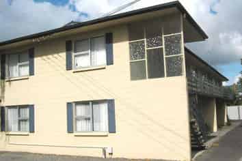 2/14 Claudelands Road, Claudelands