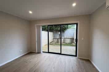 61/125B Metcalfe Road, Ranui