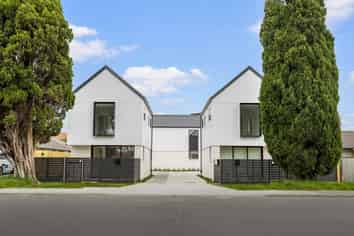 4/127 Luke Street East, Otahuhu