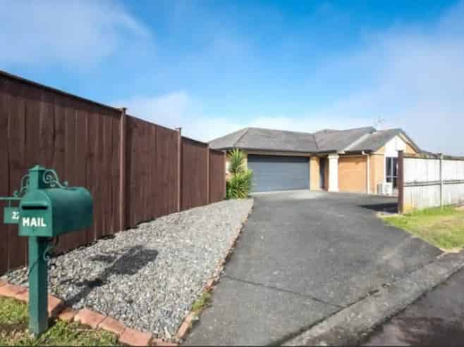 22 Ashmere Lane, Weymouth