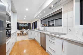 37 Parkhill Road, Mellons Bay