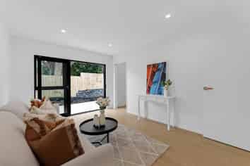 7/21 Baird Street, Howick