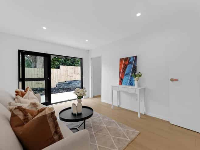 7/21 Baird Street, Howick