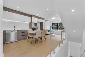 7/21 Baird Street, Howick