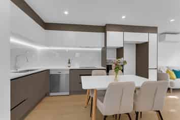 7/21 Baird Street, Howick