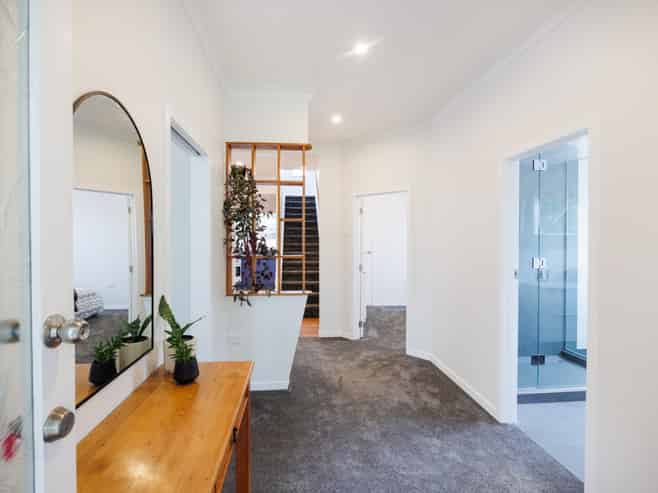 39 Batt Street, West End