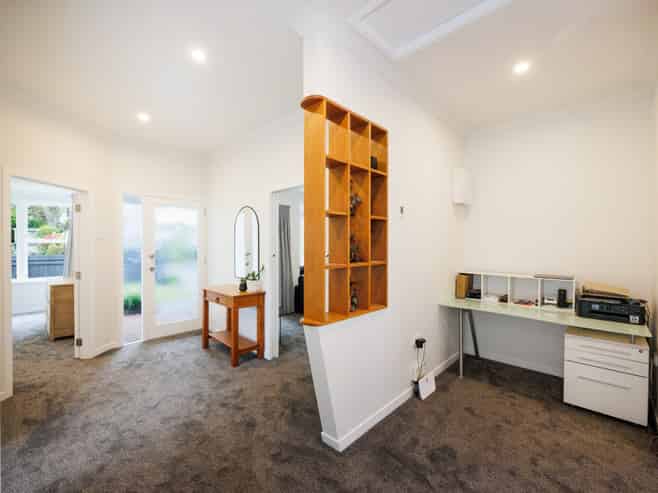 39 Batt Street, West End