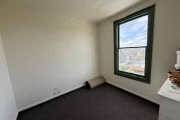 8/19 Canongate, Dunedin Central