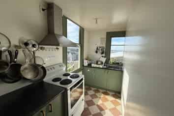 8/19 Canongate, Dunedin Central