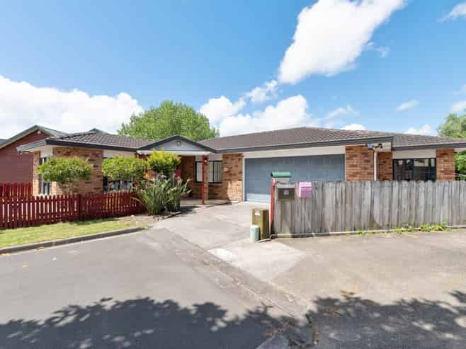 10 Midvale Place, Burswood