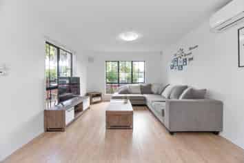 10 Midvale Place, Burswood