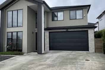 112 Valderama Drive, Flat Bush