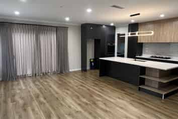 112 Valderama Drive, Flat Bush