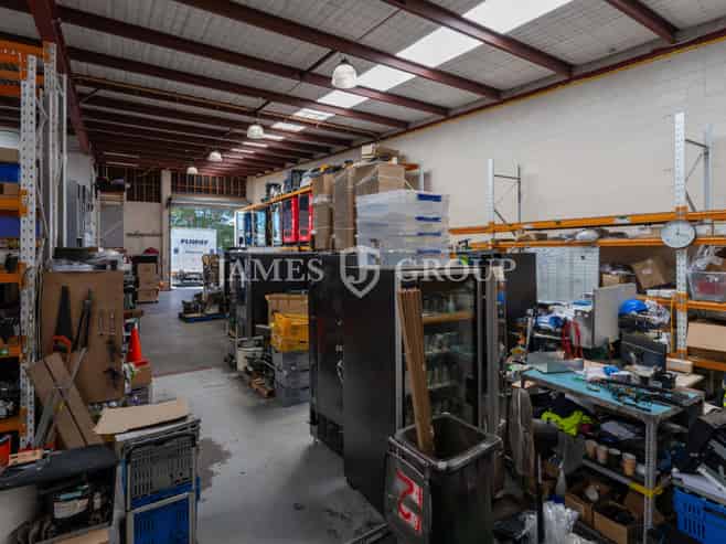 623sqm Warehouse with Minimal Office + Yard
