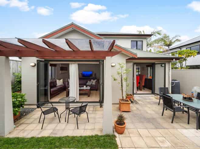 51B  Dignan Street, Point Chevalier