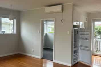 111 Point Chevalier Road, Point Chevalier