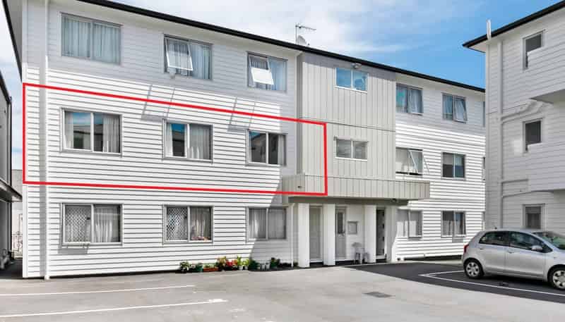 95E Felton Mathew Avenue, Saint Johns