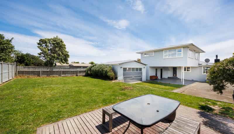 18 Somerset Crescent, Highbury