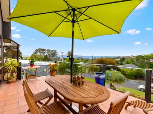 21A Peter Terrace, Castor Bay