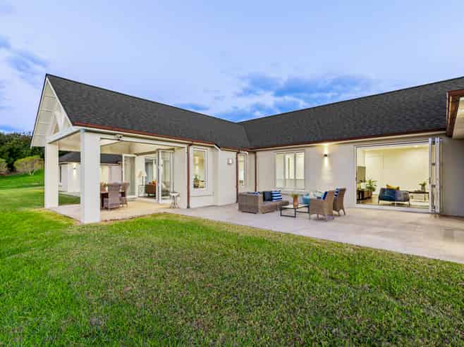 145 Okura River Road, Okura