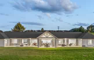 145 Okura River Road, Okura