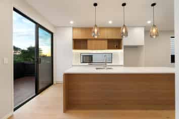 8B Catalina Crescent, Forrest Hill