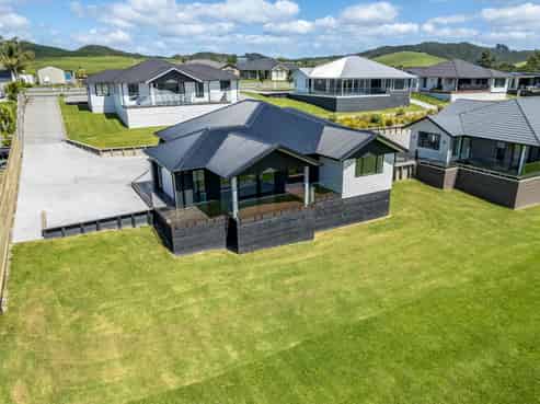 28 Admiralty Drive, Paihia