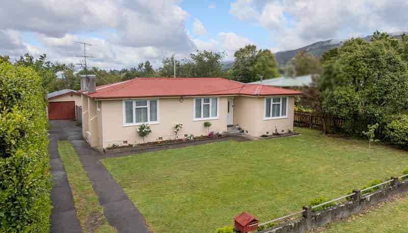 56 Revans Street, Featherston