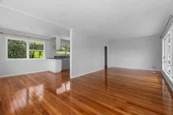  37 Raewyn Street, Morningside