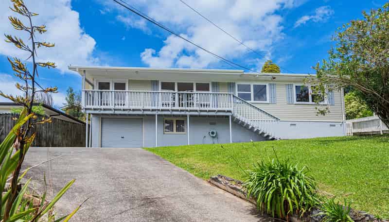  37 Raewyn Street, Morningside