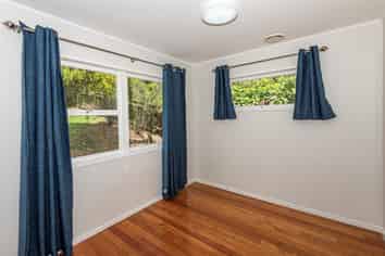  37 Raewyn Street, Morningside