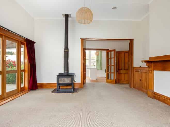 11 Schwass Street, Seddon