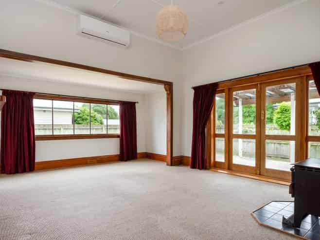 11 Schwass Street, Seddon