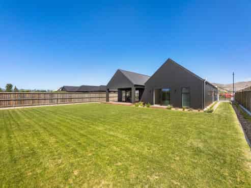 10 Whareatea Road, Redwoodtown