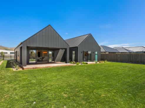 10 Whareatea Road, Redwoodtown