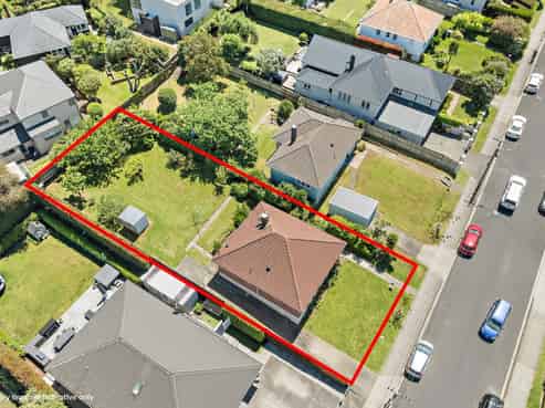 18 Bonnie Brae Road, Meadowbank
