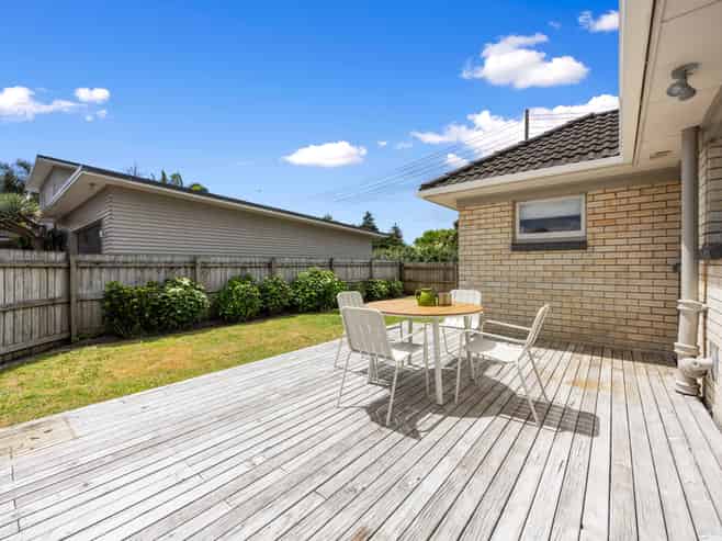 41 Riversdale Road, Avondale