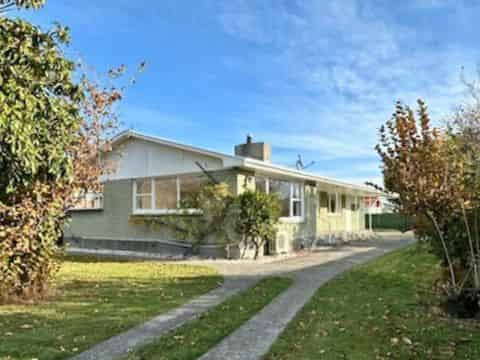 150 Weld Street, Redwoodtown