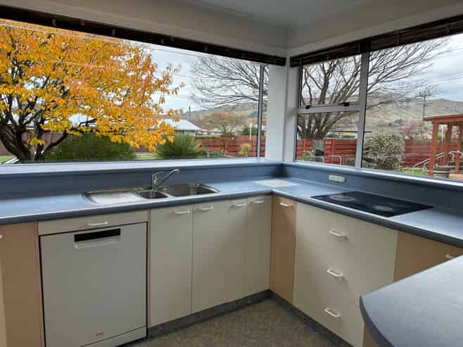 150 Weld Street, Redwoodtown