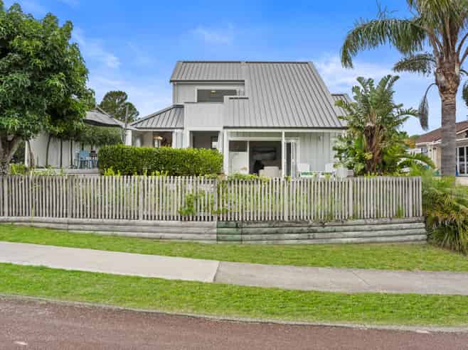 24 Brodie Lane, Pauanui