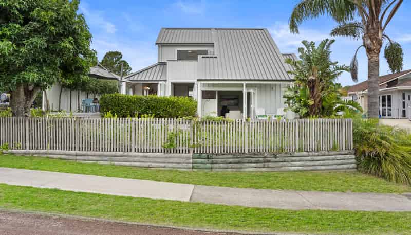 24 Brodie Lane, Pauanui