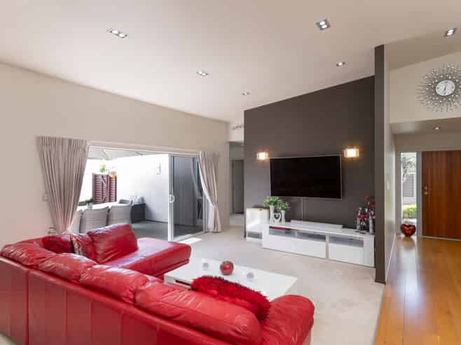 5 Pohutukawa Grove, Lytton West