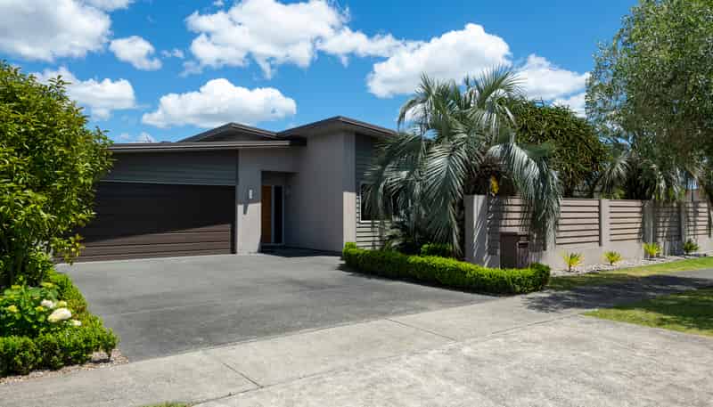 5 Pohutukawa Grove, Lytton West
