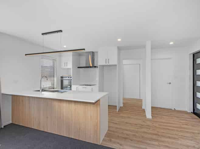 15b Songpa Street, Halswell