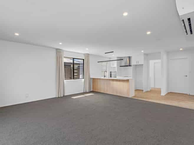 15b Songpa Street, Halswell