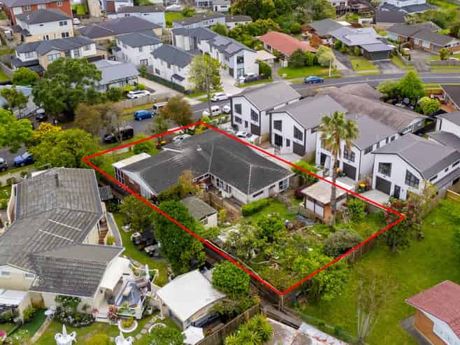 7 Borrowdace Avenue, Botany Downs