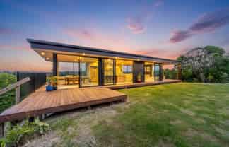 181 Point View Drive, East Tamaki Heights
