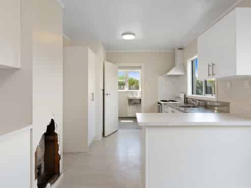 55-57 Momorangi Crescent, Redwood